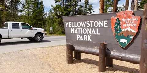 When Is the Best Time to Visit Yellowstone National Park?