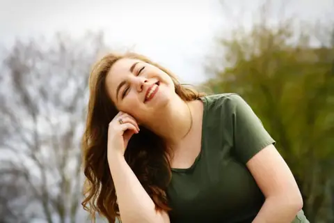 How to Manage Overwhelming Emotions? A Step-by-Step Guide